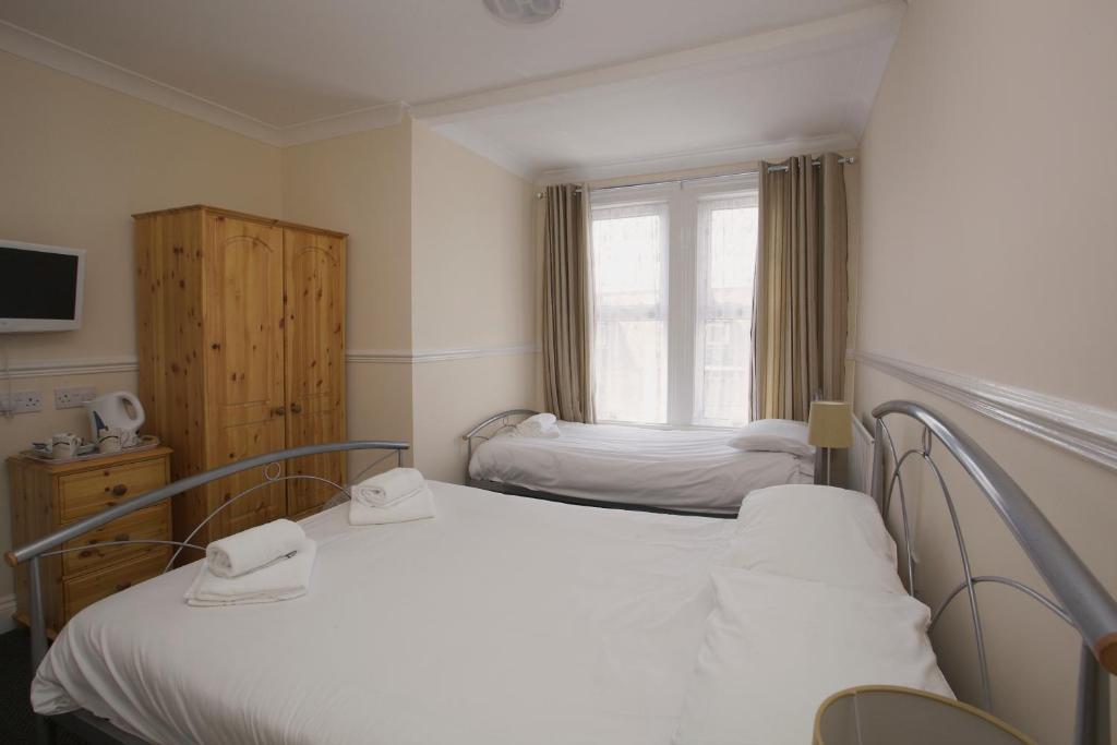 All Seasons Lodge Hotel Great Yarmouth Exterior photo